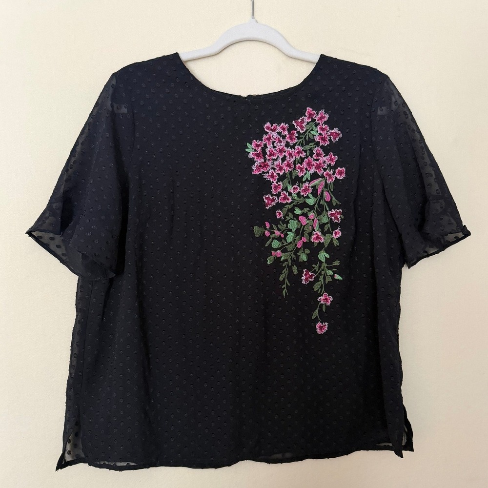 Liz Claiborne Career Petite Black Clip Dot Floral Embroidered Blouse PL